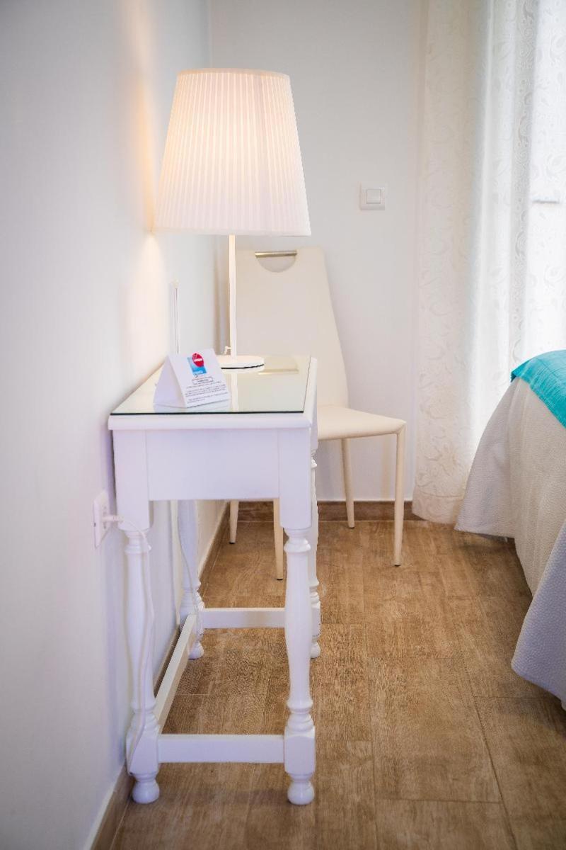 Hotel Romerito Málaga Chambre photo